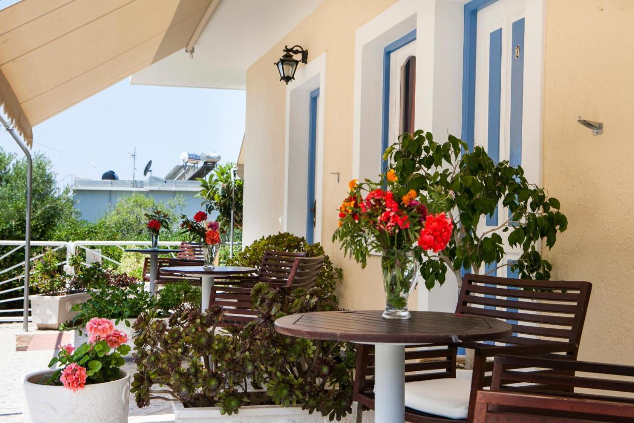 Tzivras Villa & Apartments Lassi  Room photo