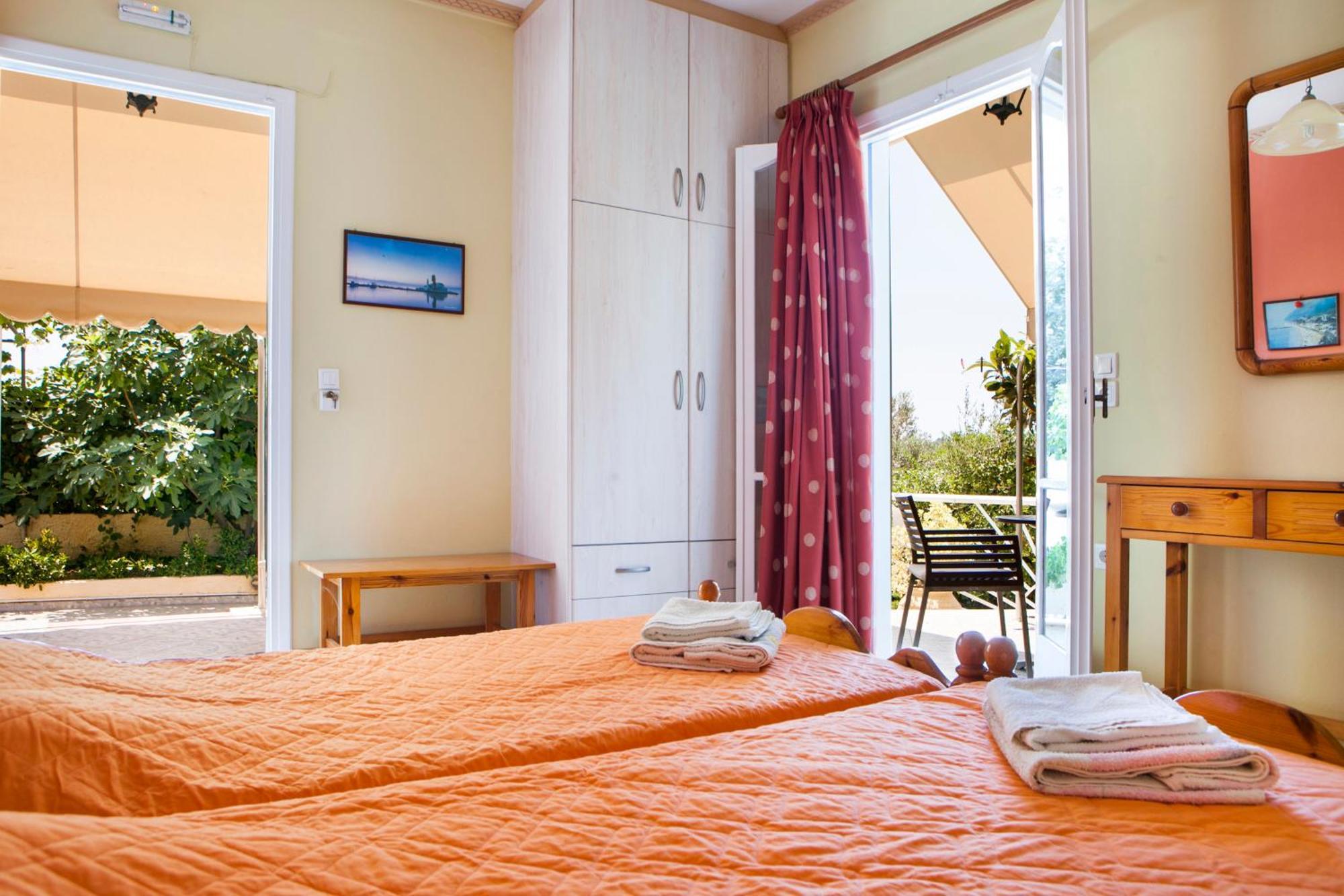 Tzivras Villa & Apartments Lassi  Room photo