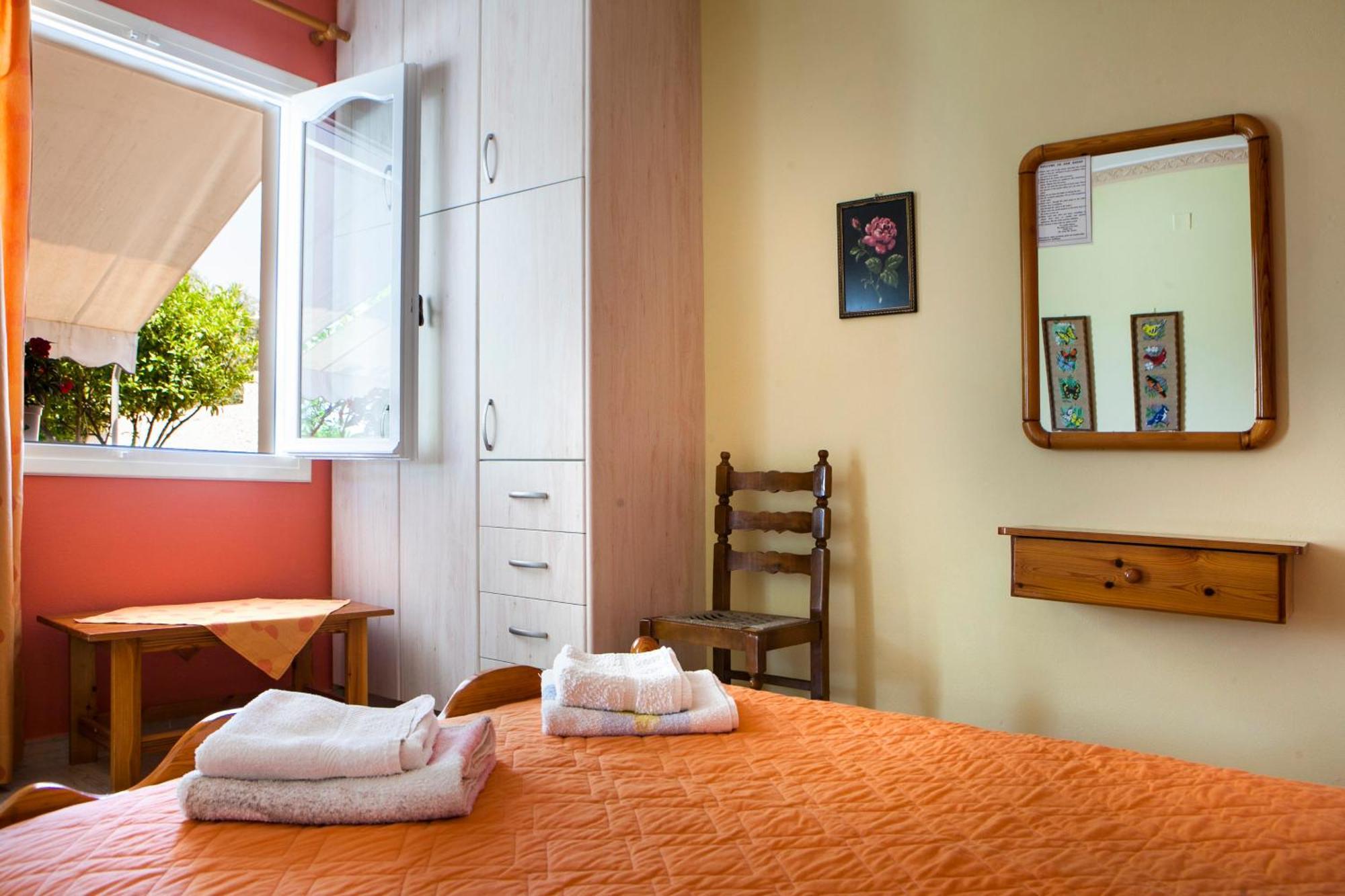 Tzivras Villa & Apartments Lassi  Room photo