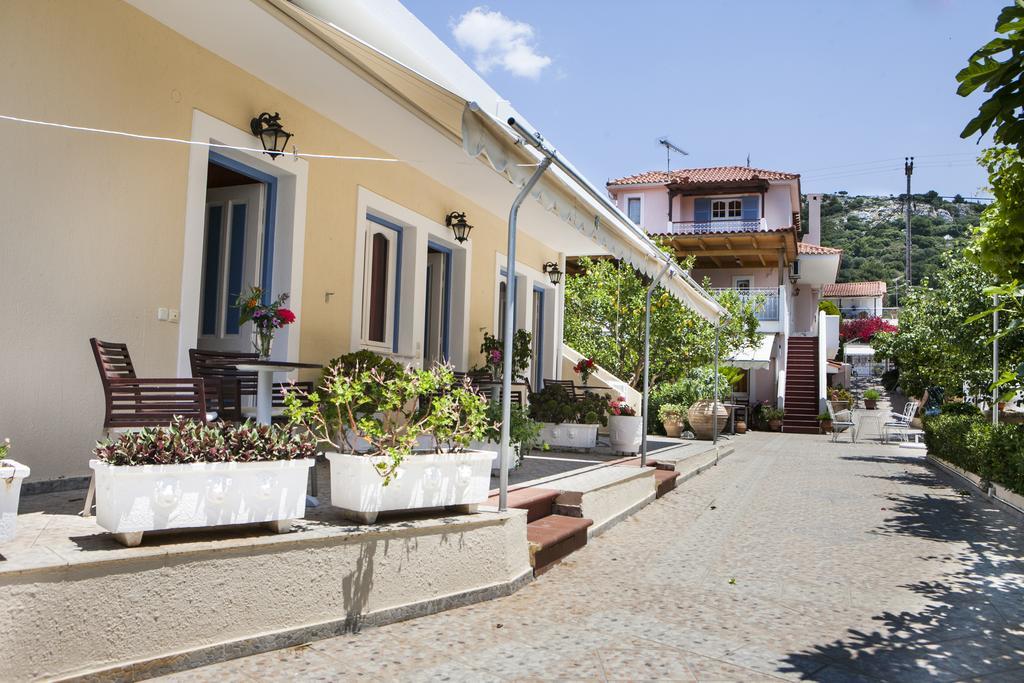 Tzivras Villa & Apartments Lassi  Exterior photo